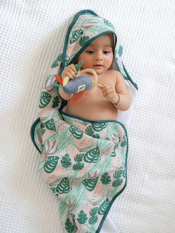 bamboo blanket & hooded towel set