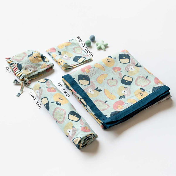 little dreamer gift box - 0-3 months