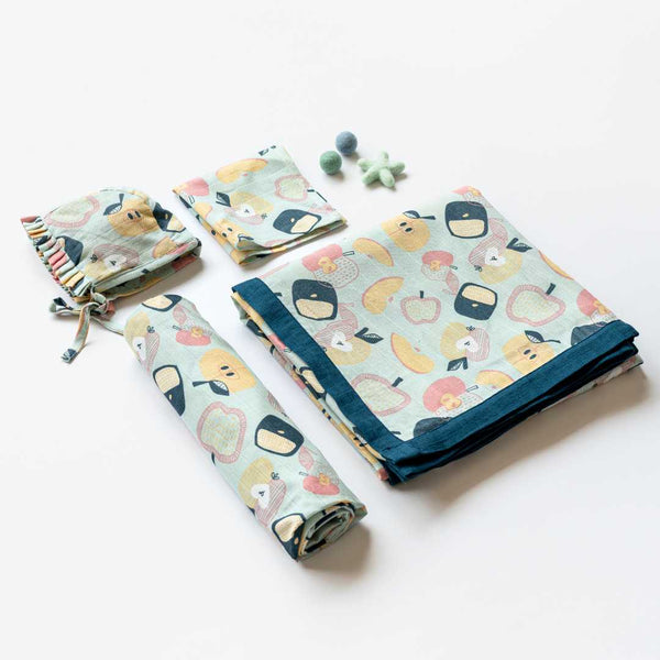 little dreamer gift box - 0-3 months